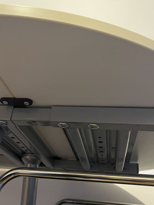 Mesa Ikea grande como Nova