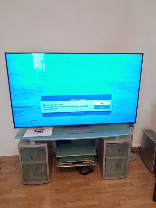 Móvel de sala e mesa tv