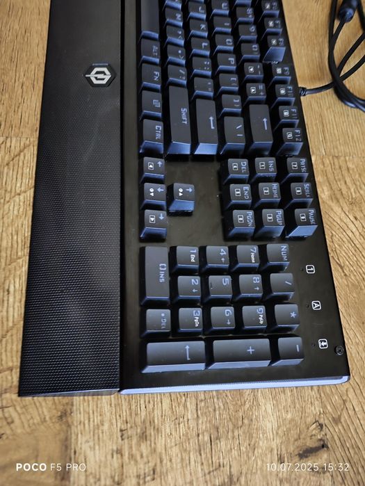 Механічна ігрова клавіатура CyberPowerPC Skorpion K2 RGB