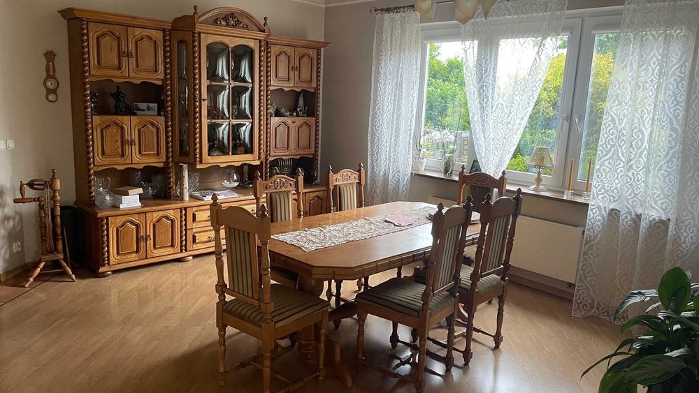 Stół dębowy rozkładany solidny i elegancki