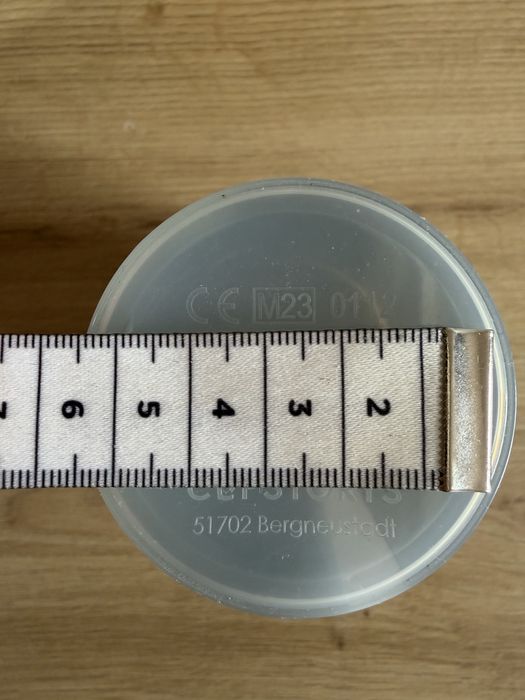 Kubek plastikowy z miarką