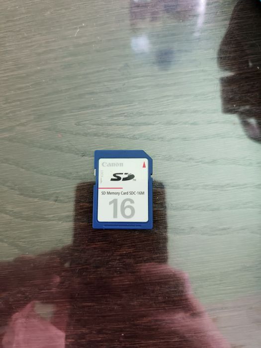 Карта пам'яті Canon