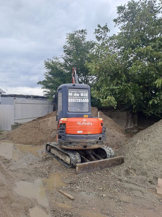 Надаємо послуги міні ескаватора