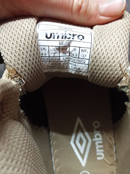 Buty Umbro rozmiar 38