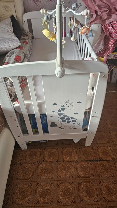 Кроватка детская с отличным бортиком