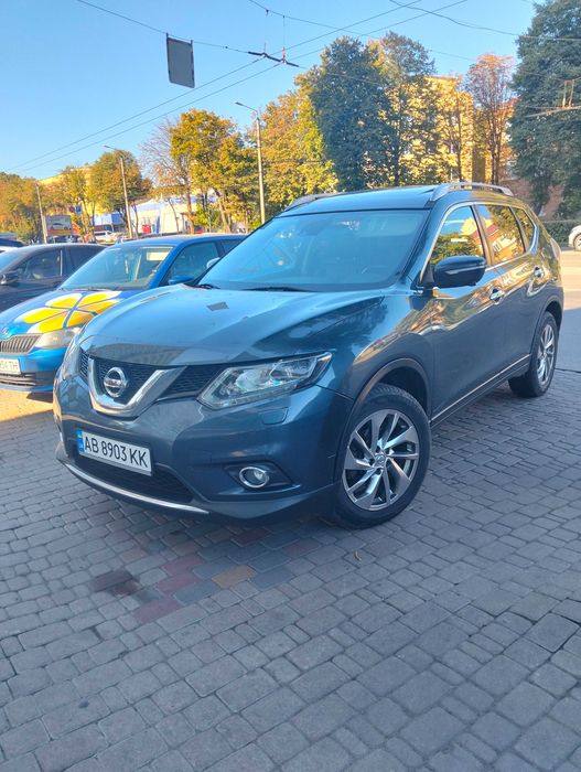 Офіційний дизельний Nissan X-Trail Rogue
