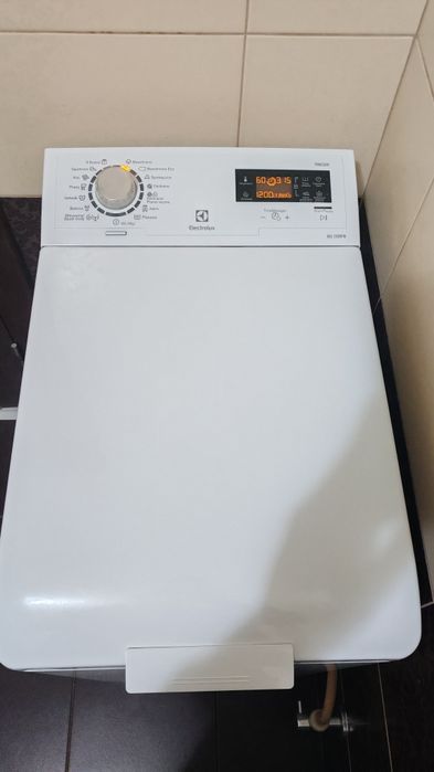 Пральна машина Electrolux