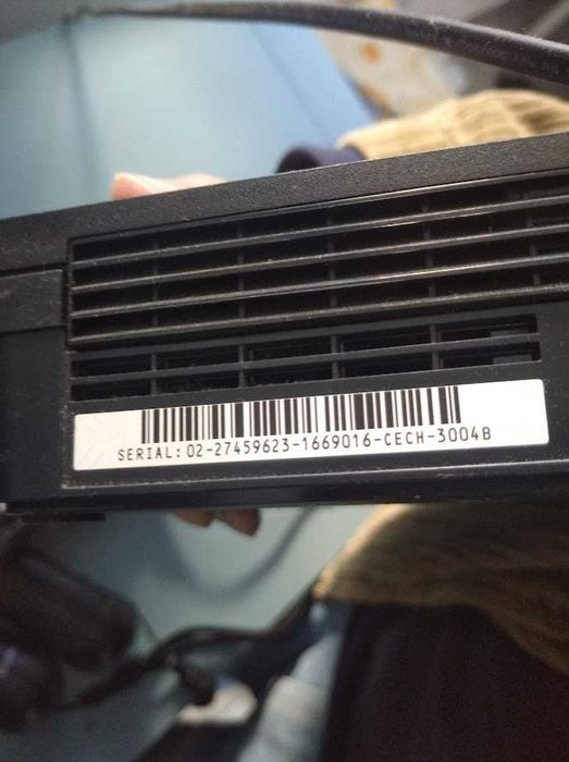 PS3 Slim 320GB CECH-3004B – Funciona perfeitamente