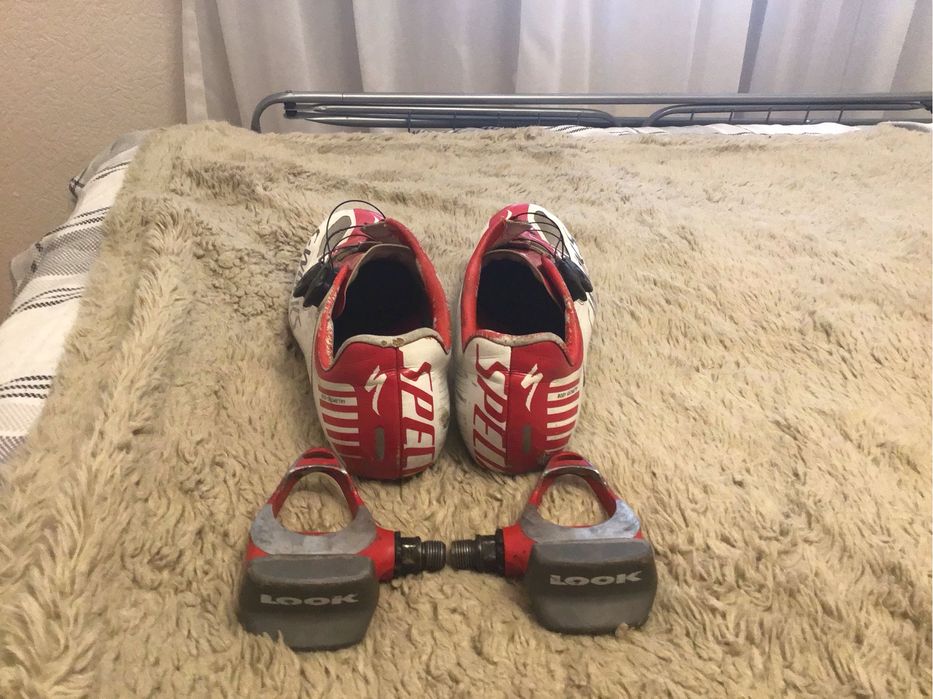 контактні шосейні кросівки Sworks 2013 року +контактні педалі Look