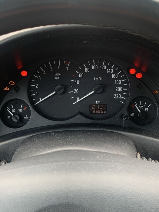 Opel corsa C 1.2 ano 2003