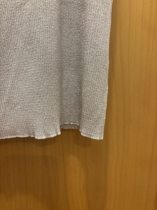 Camisola com brilhantes