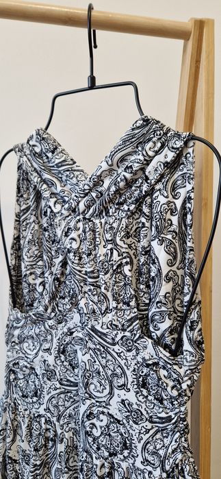Sukienka maxi paisley czarno-biała Orsay rozm. S, wiskoza