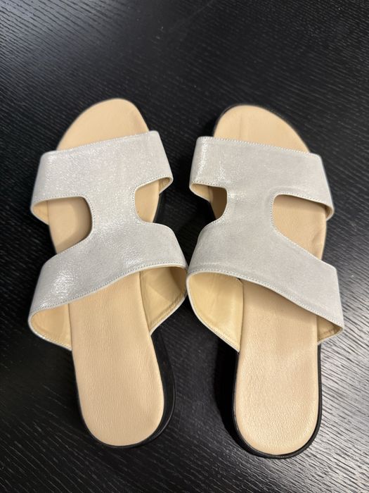 Шкіряні літні шльопанці 40