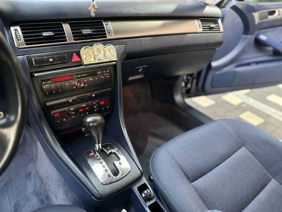Audi A6 2000р 2.5TDI Automat
