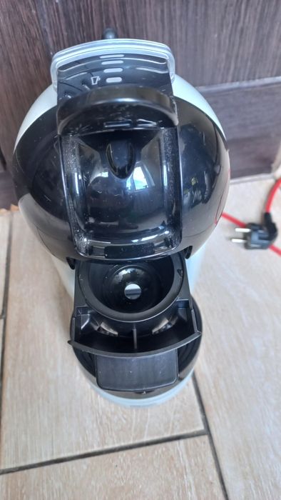 Робоча капсульна кавоварка Nescafé Dolce Gusto