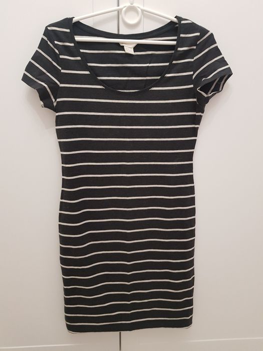 Sukienka w paski HM Basic 36