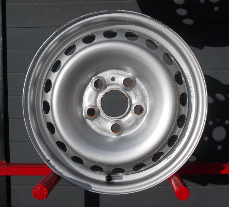 Felga stalowa 16 5x120 et62 Volkswagen Amarok