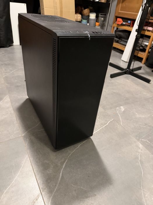 Obudowa komputerowa Cooler Master Silencio 550