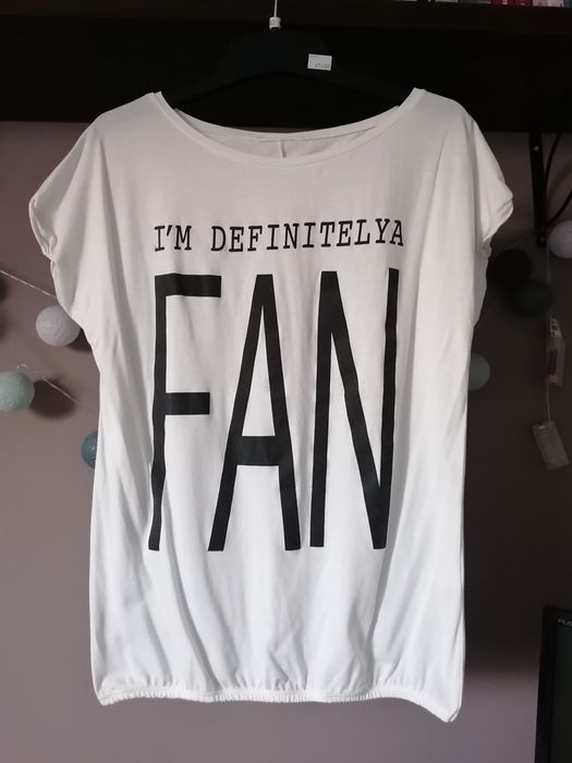 Bluzka z napisem r. 42