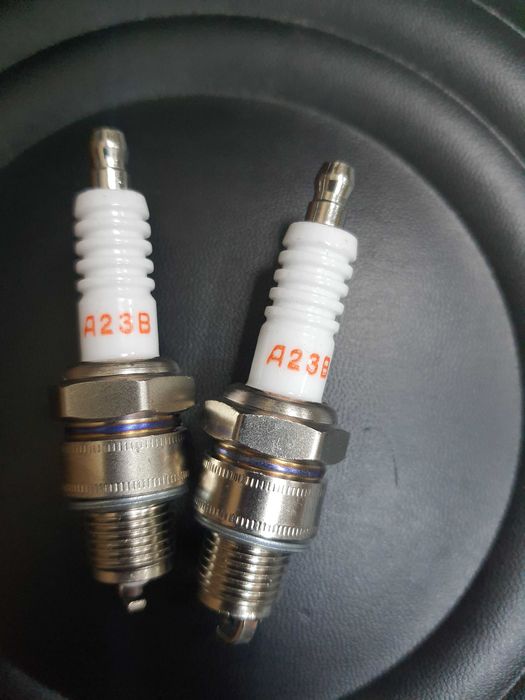 Свічка 2 шт Муравей Тула Минск ИЖ ЯВА ДНЕПР МТ УРАЛ Восход