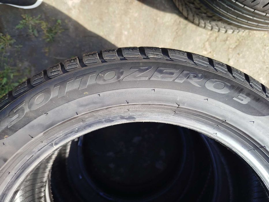 A818#Sprzedam opony NOWE Zimowe 205/55/17" Pirelli