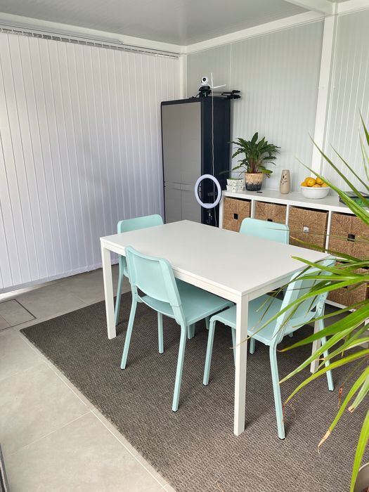 Conjunto mesa extensivel + 4 cadeiras