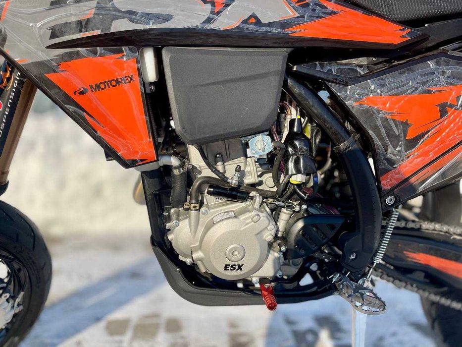 мотоцикол ESX-NC250-SM !!!