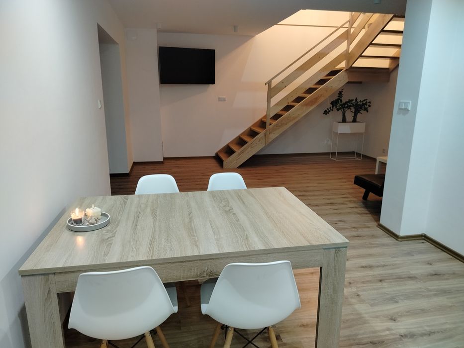 Dom z jacuzzi nocleg pokój do wynajęcia wypoczynek w spokojnej okolicy