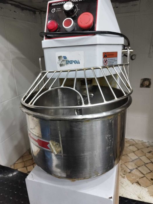 Amassadeira espiral industrial marca Aquimpor