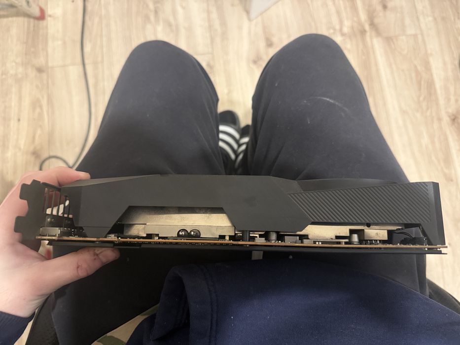 RX 5700 Asus Dual 8gb