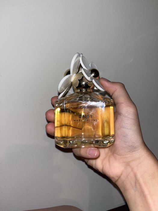 Perfum marc jacobs DAISY