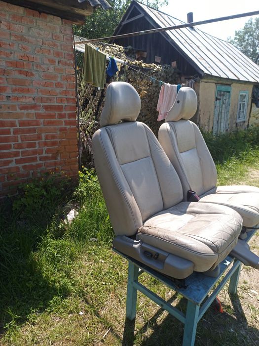 Сидіння Вольво хс90