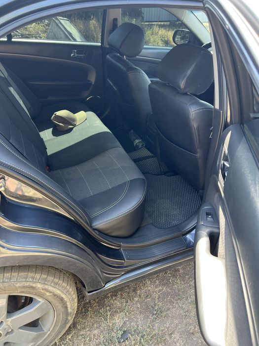 Шевролет Епіка 2.0