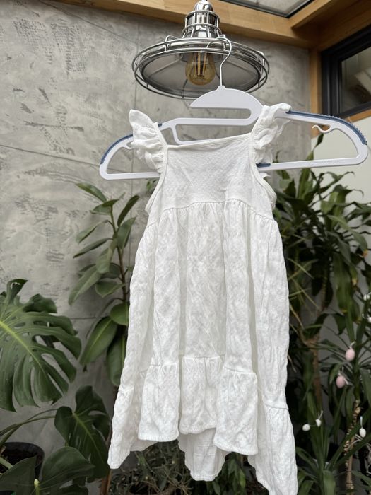 Letnia sukienka Zara 98 Muslin