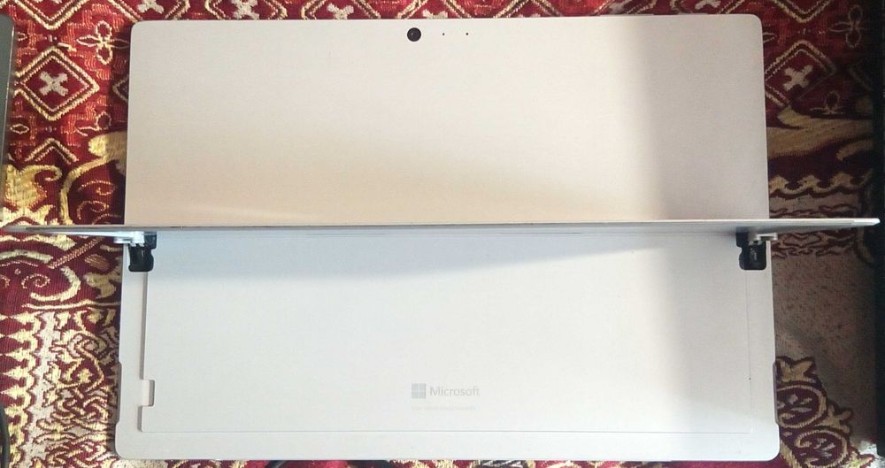 Робочий Microsoft Surface Pro 4 4/128 i5-6300U на Windows 10 + подарунок покупцеві