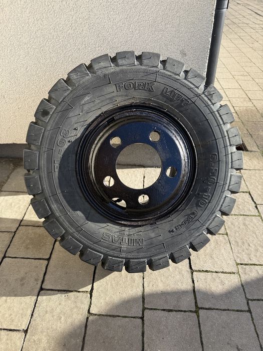 Opona do wózka widłowego MITAS