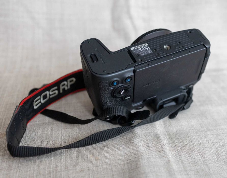 Canon EOS RP 2023 року