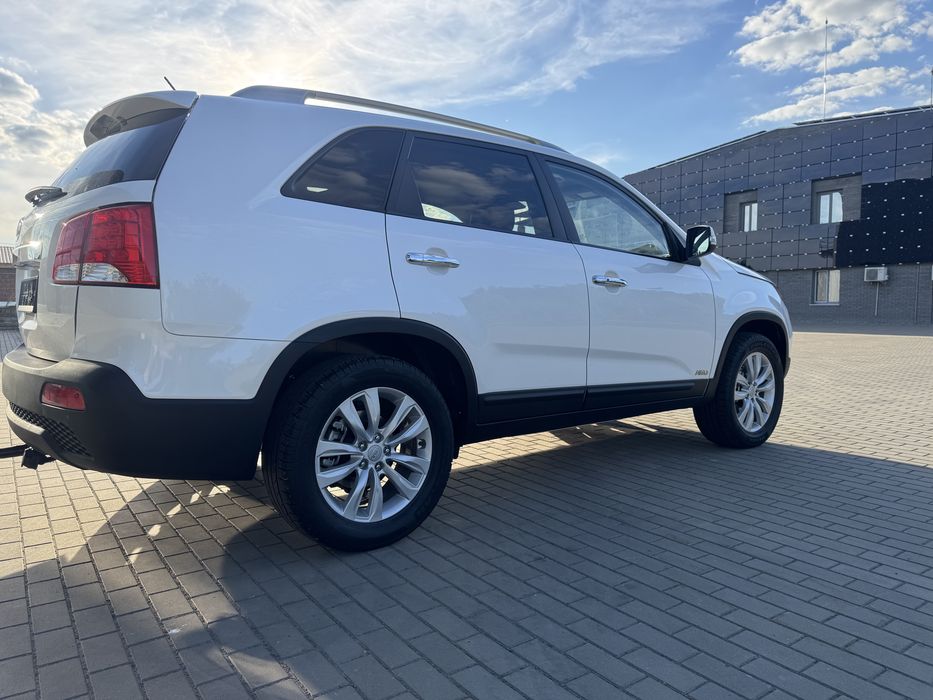 Kia sorento 2.2дизель 2011 рік
