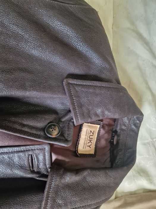 Casaco em pele, tamanhol,40 euros