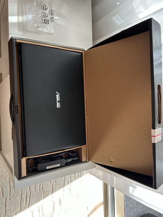 Ноутбук ASUS R512М: 1 200 грн. - Ноутбуки Запоріжжя на Olx