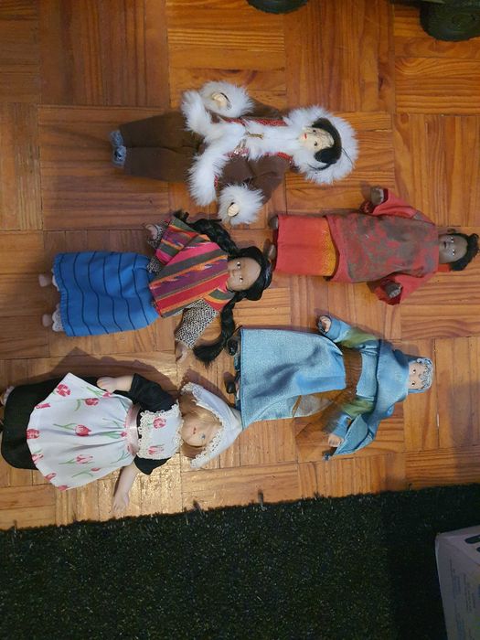 Lote 5 bonecas porcelana com 21cm