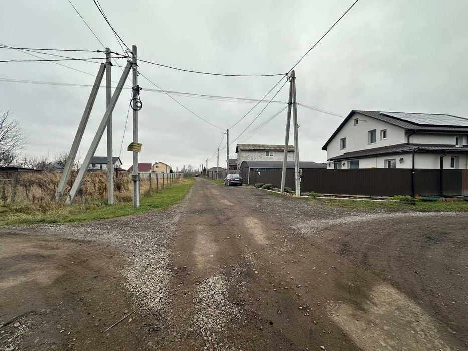 Будинок, де виростуть щасливі діти — в самому центрі Димера!