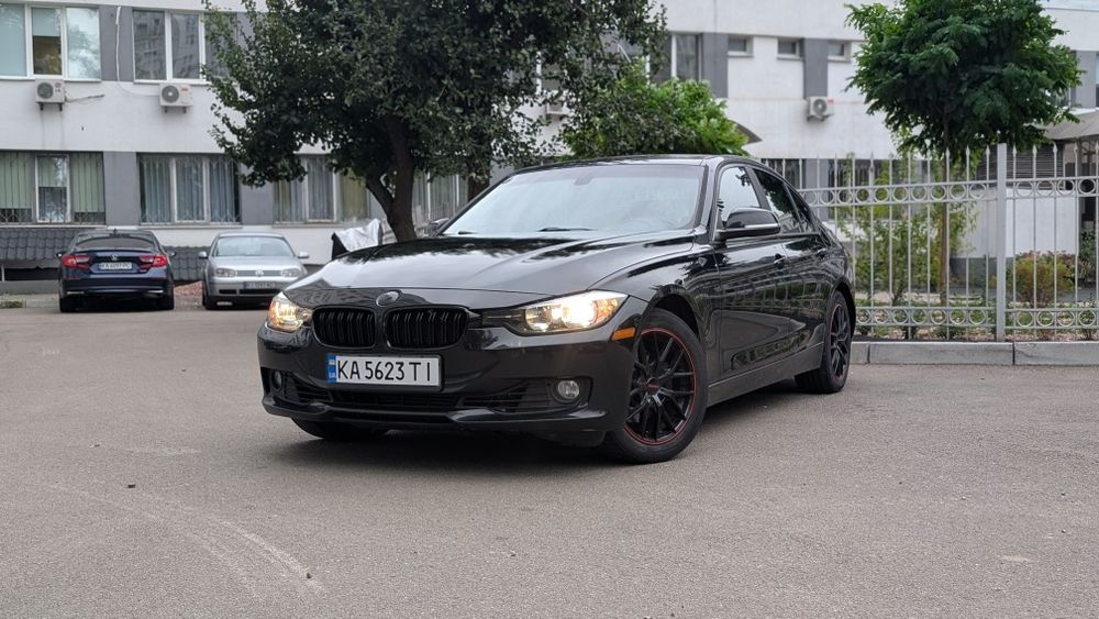 BMW F30 320i