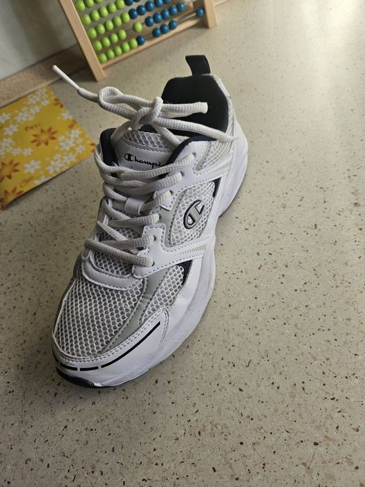 Buty champion rozmiar 38 s11728-ww001 tylko 1 buty lewy