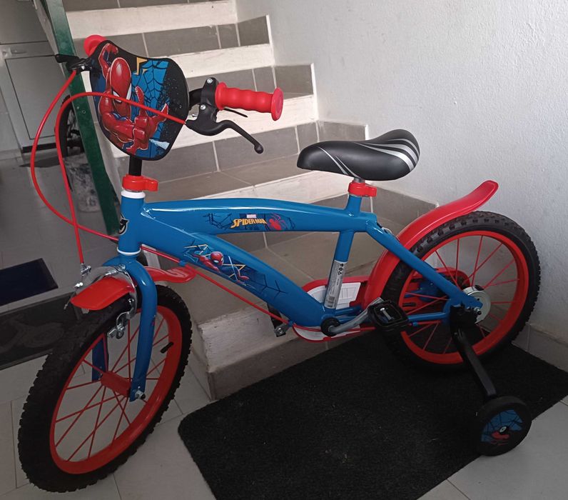 Bicicleta Spiderman infantil
