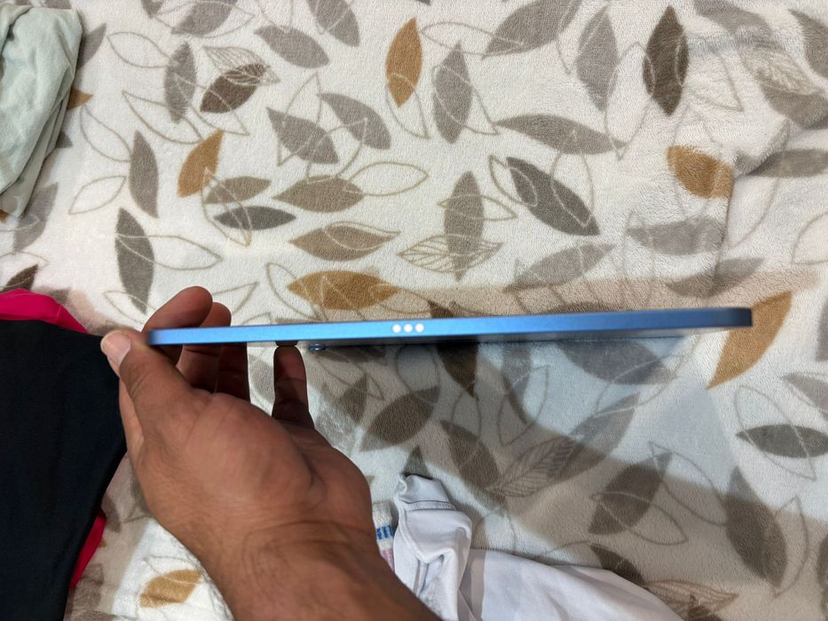 iPad 64 GB Table497765440375367681
