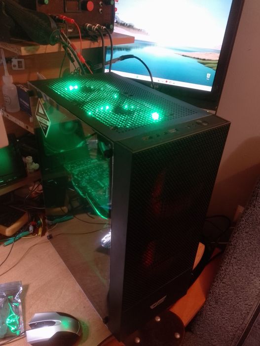 Komputer stacjonarny