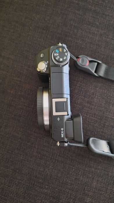 Sony Alpha NEX-6