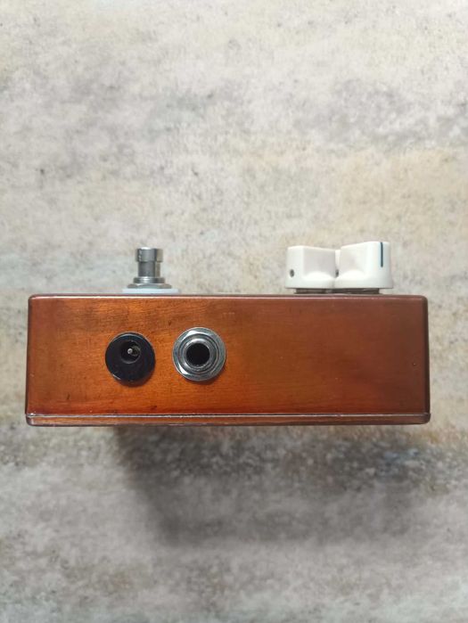 Efekt gitarowy Brownie CMATMODS