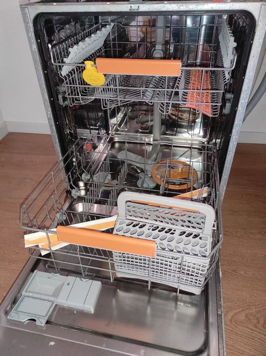 Zmywarka Electrolux ESL67040R